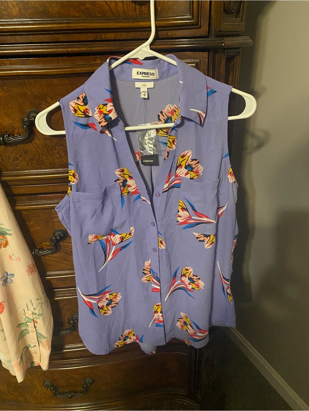 Express Floral Portofino sleeveless Blouse nwt